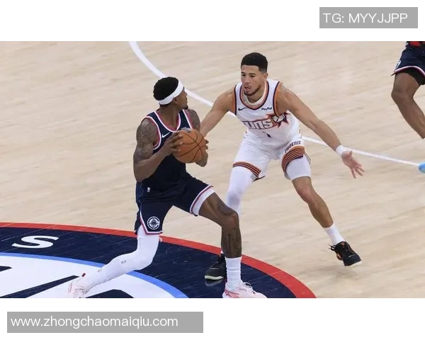 比尔在场快船防守效率惨淡联盟垫底引发热议